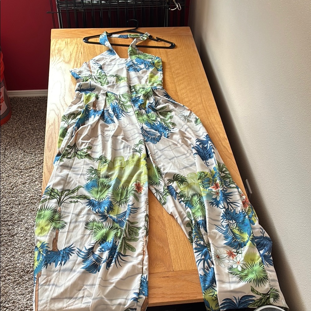 NWOT Floral Print Jumpsuit